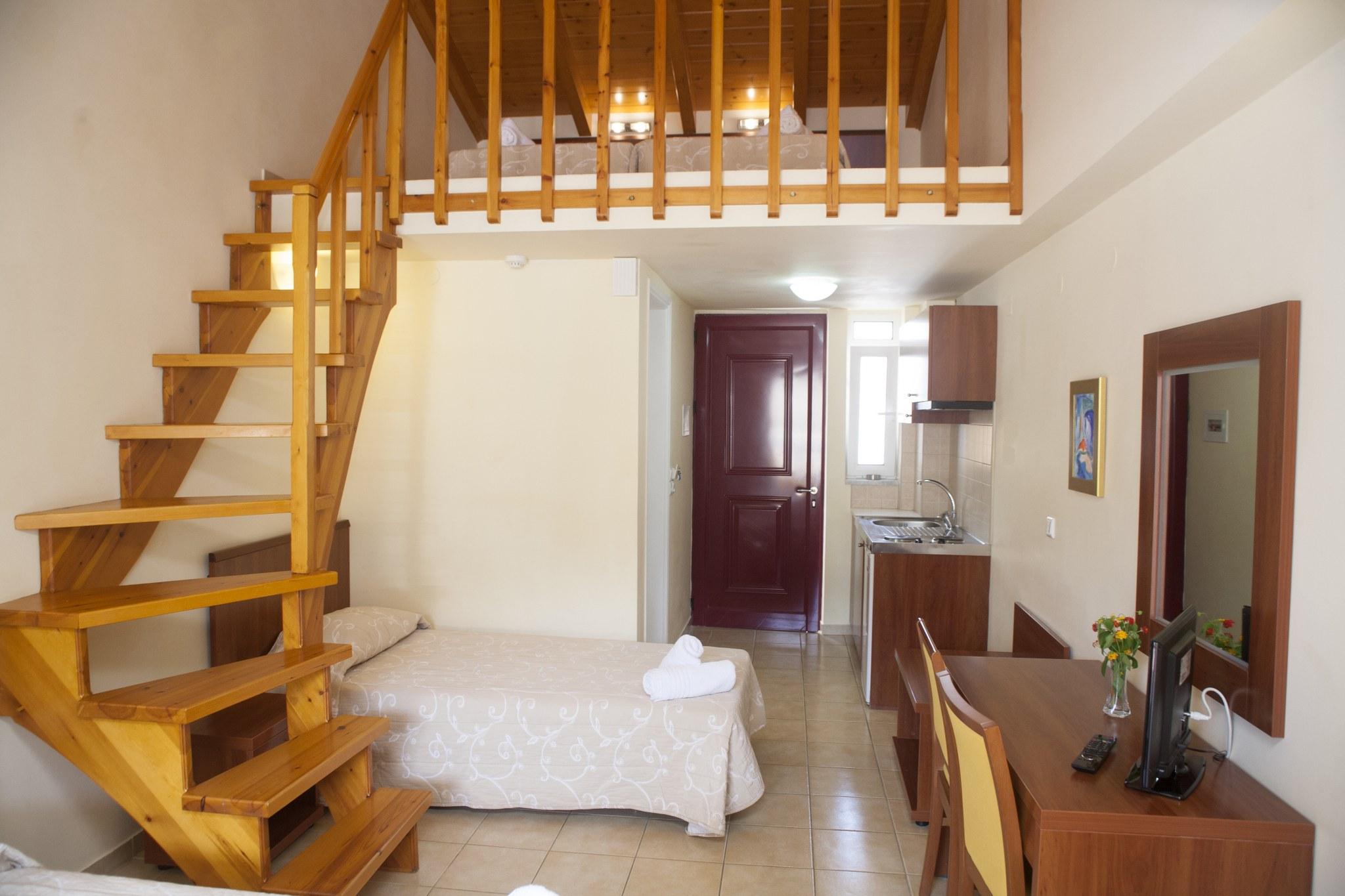 Summertime Inn Nikiana Luaran gambar